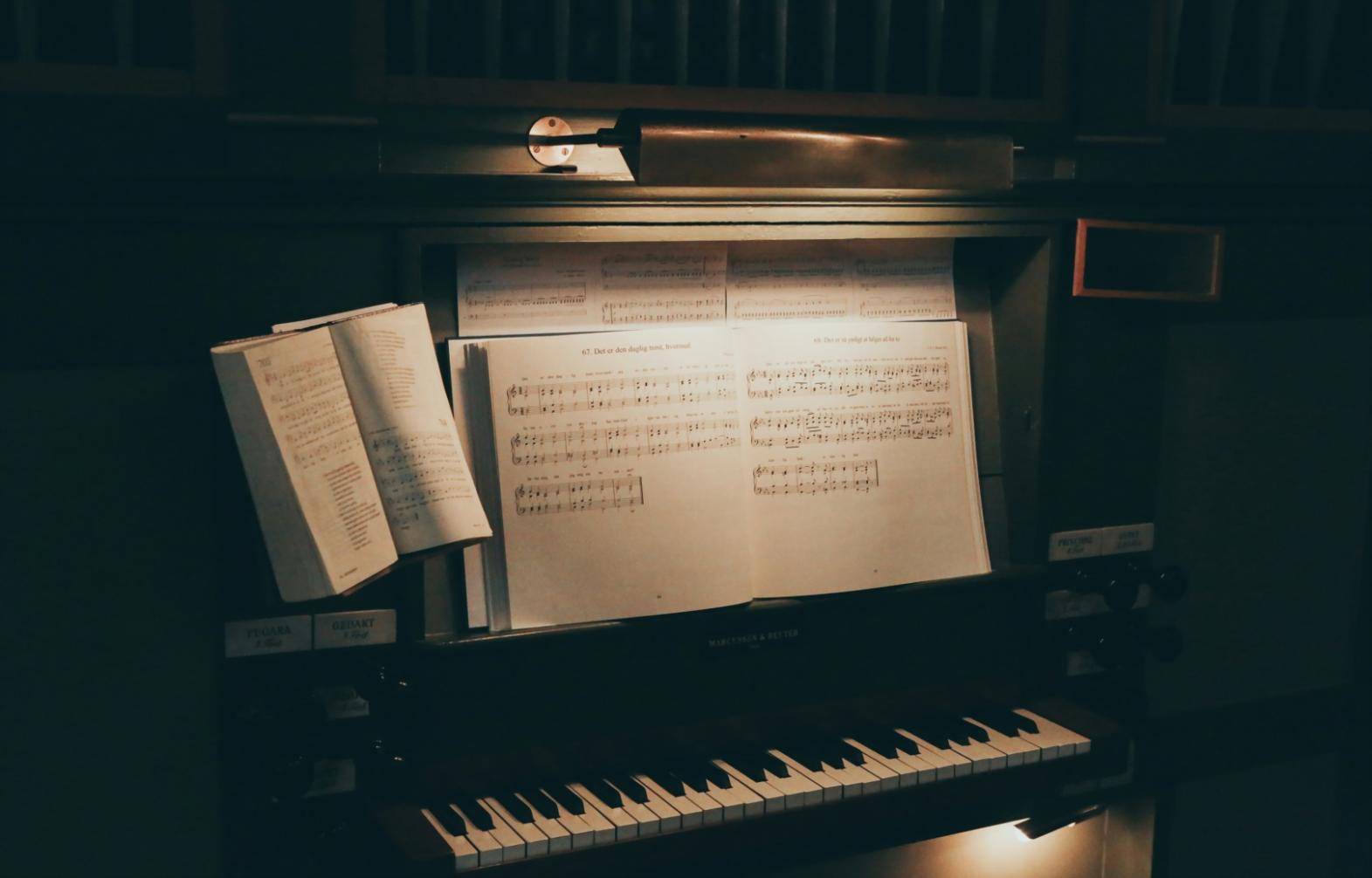 One-on-one instruction session